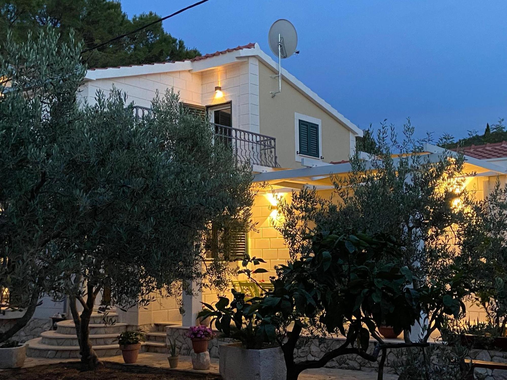 Villa Manuela Bei Trogir Eksteriør billede